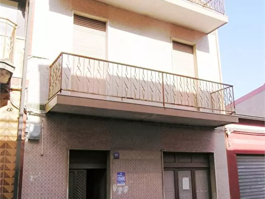 Immagine 1 di Casa indipendente in vendita  81 a Pachino