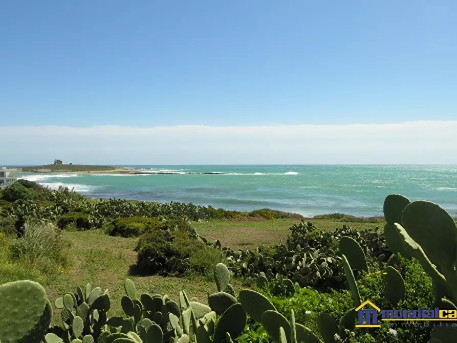Immagine 10 di Casa indipendente in vendita  a Portopalo Di Capo Passero
