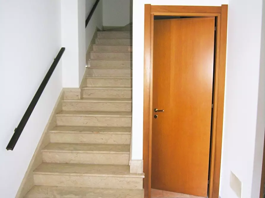 Immagine 2 di Casa indipendente in vendita  a Pachino