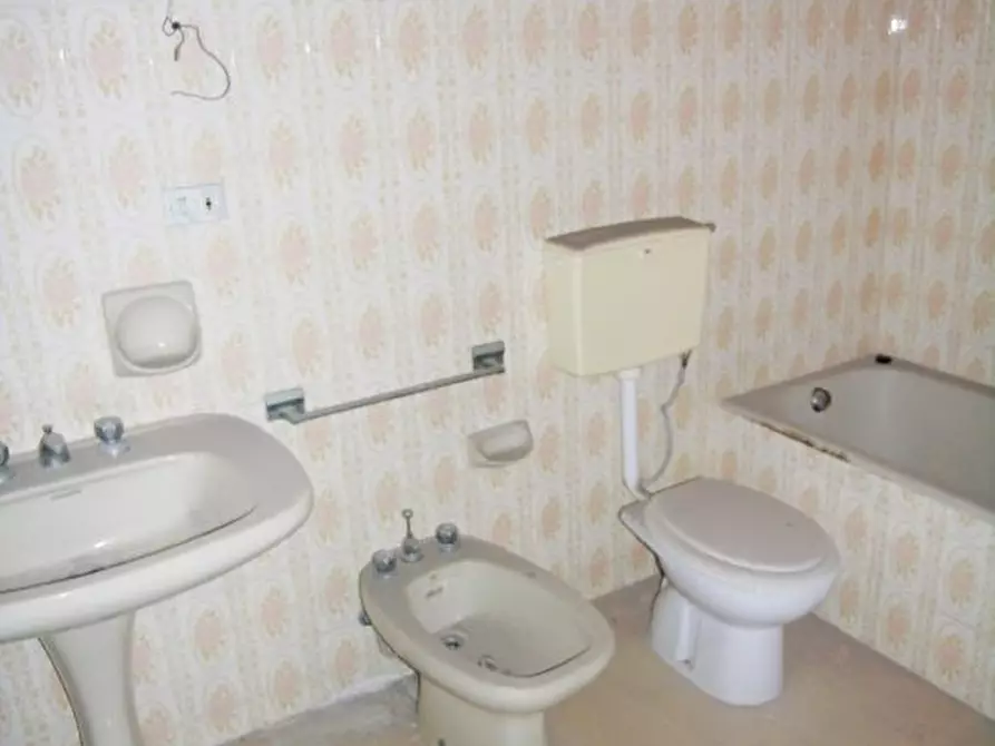 Immagine 9 di Casa indipendente in vendita  a Pachino