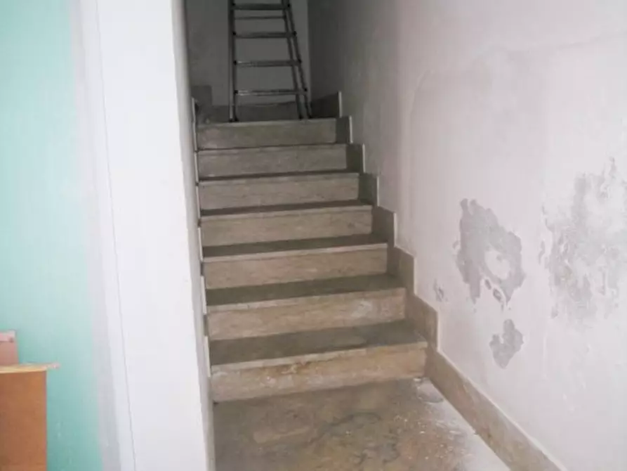 Immagine 10 di Casa indipendente in vendita  a Pachino