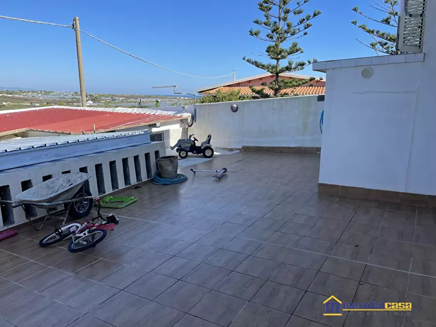 Immagine 2 di Casa indipendente in vendita  a Pachino
