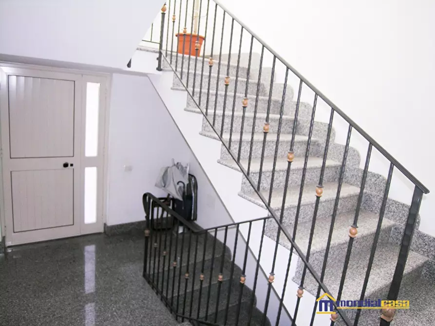 Immagine 2 di Casa indipendente in vendita  a Pachino