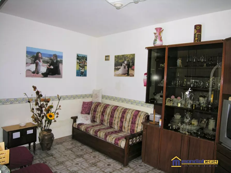 Immagine 3 di Casa indipendente in vendita  a Pachino