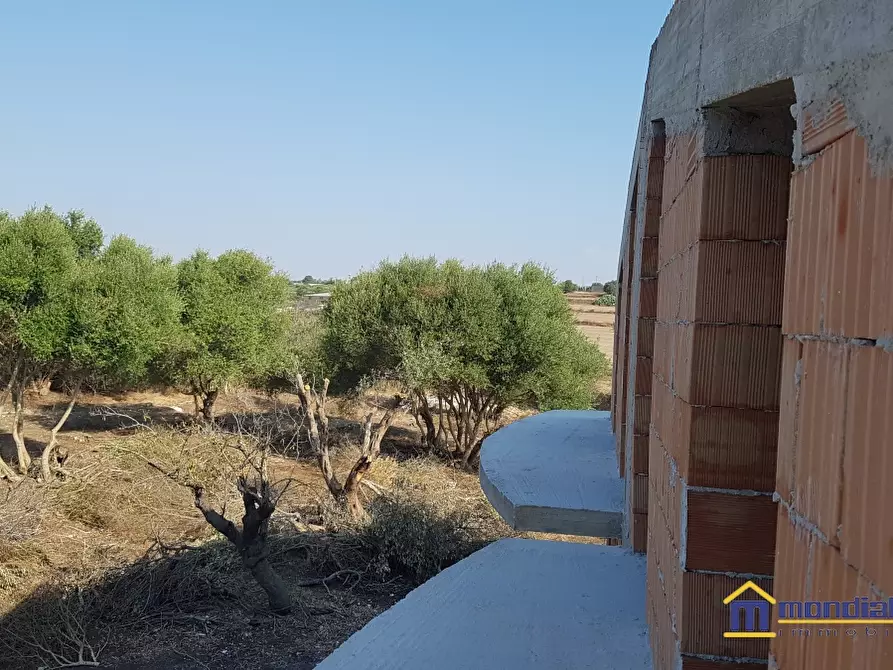 Immagine 10 di Casa indipendente in vendita  a Pachino