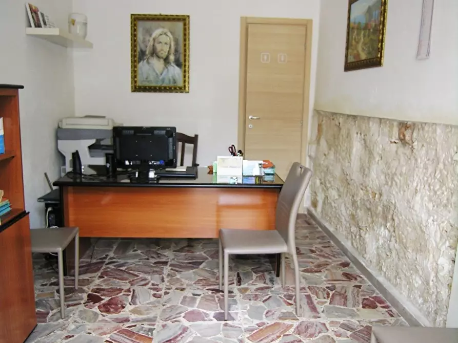 Immagine 2 di Casa indipendente in vendita  a Pachino