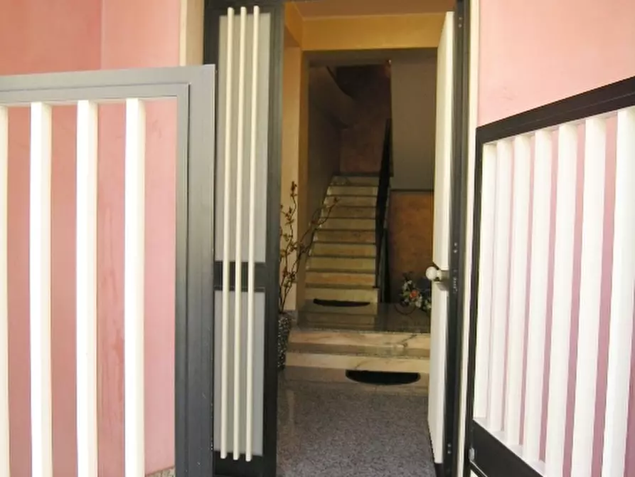 Immagine 2 di Casa indipendente in vendita  a Pachino