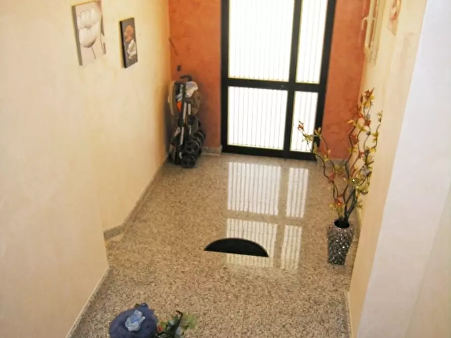 Immagine 3 di Casa indipendente in vendita  a Pachino