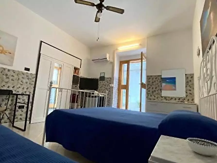 Immagine 9 di Casa indipendente in vendita  a Pachino