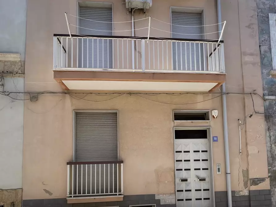 Immagine 1 di Casa indipendente in vendita  70 a Pachino