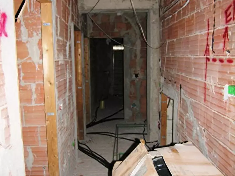 Immagine 10 di Casa indipendente in vendita  a Pachino