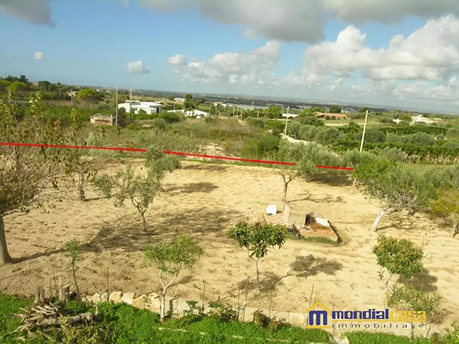 Immagine 10 di Casa indipendente in vendita  a Pachino