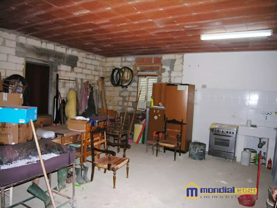 Immagine 4 di Casa indipendente in vendita  a Pachino