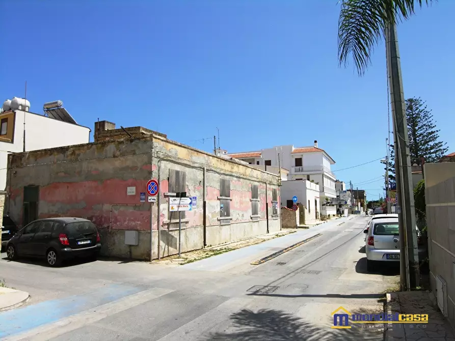 Immagine 3 di Casa indipendente in vendita  a Pachino