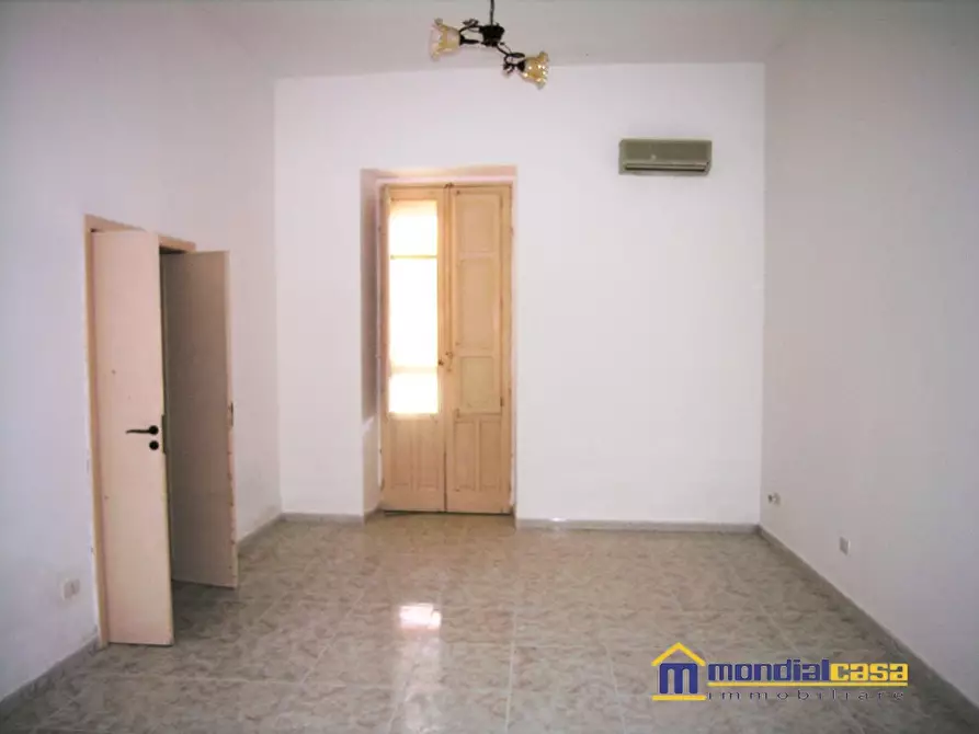 Immagine 7 di Casa indipendente in vendita  a Pachino