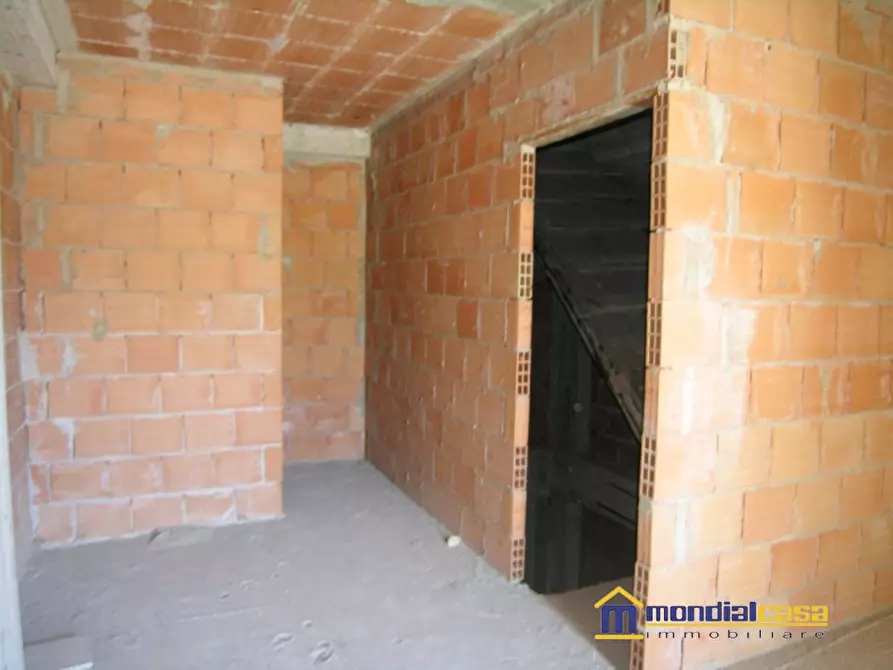 Immagine 10 di Casa indipendente in vendita  a Pachino