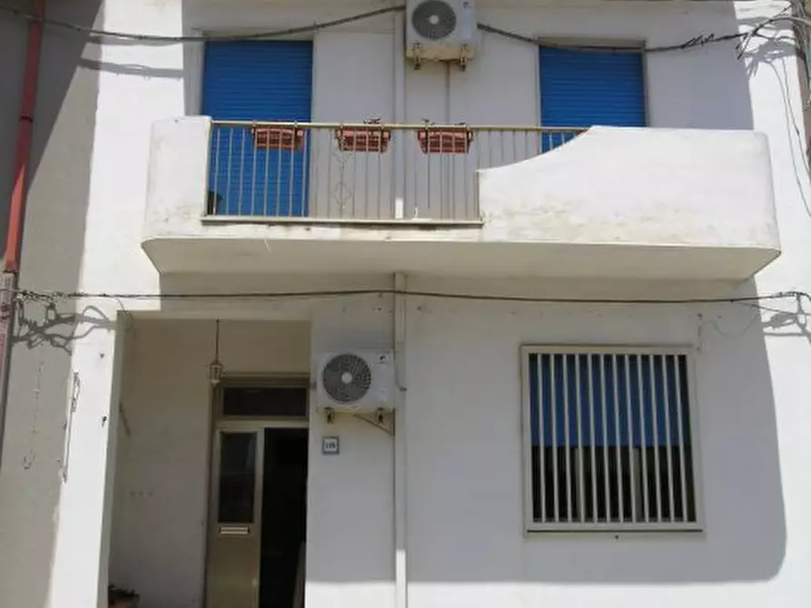 Immagine 1 di Casa indipendente in vendita  a Portopalo Di Capo Passero