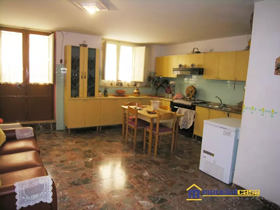 Immagine 7 di Casa indipendente in vendita  a Pachino