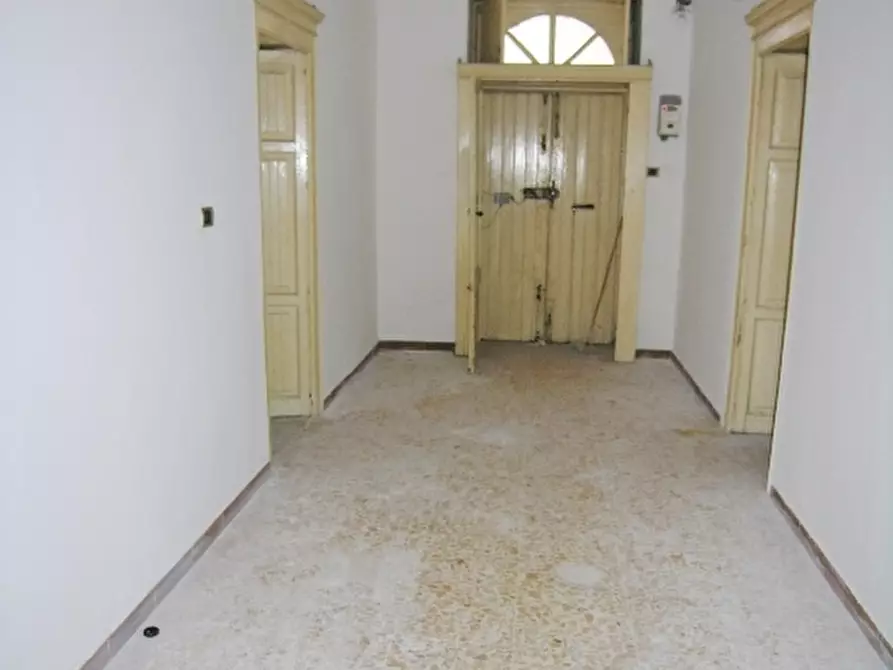 Immagine 2 di Casa indipendente in vendita  a Pachino