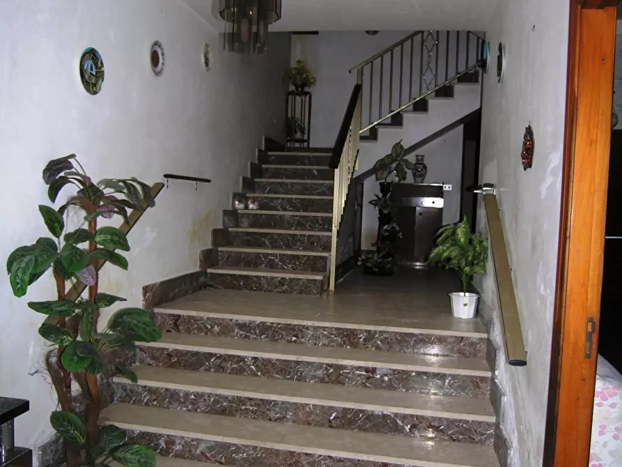 Immagine 2 di Casa indipendente in vendita  a Pachino