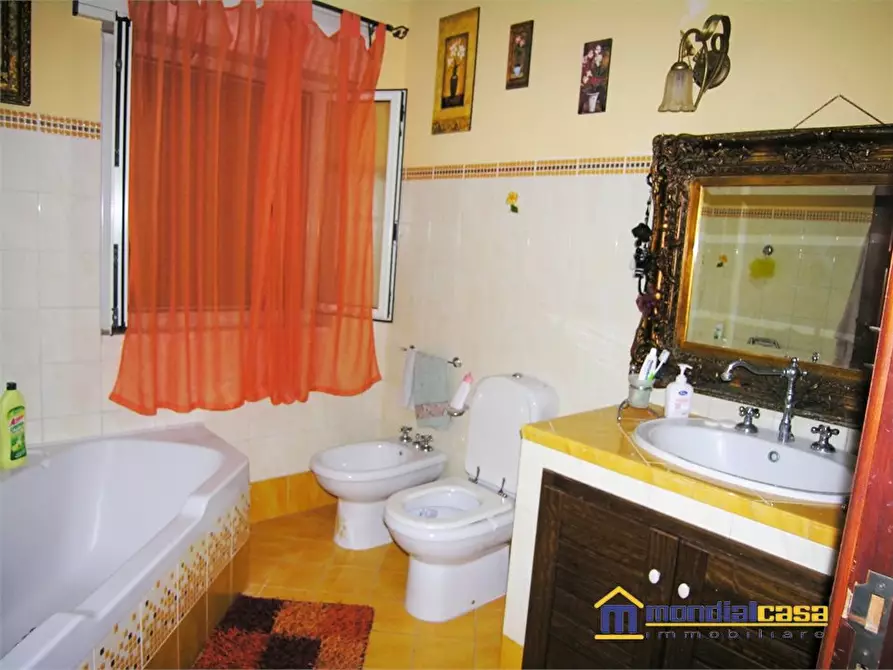 Immagine 6 di Casa indipendente in vendita  a Pachino