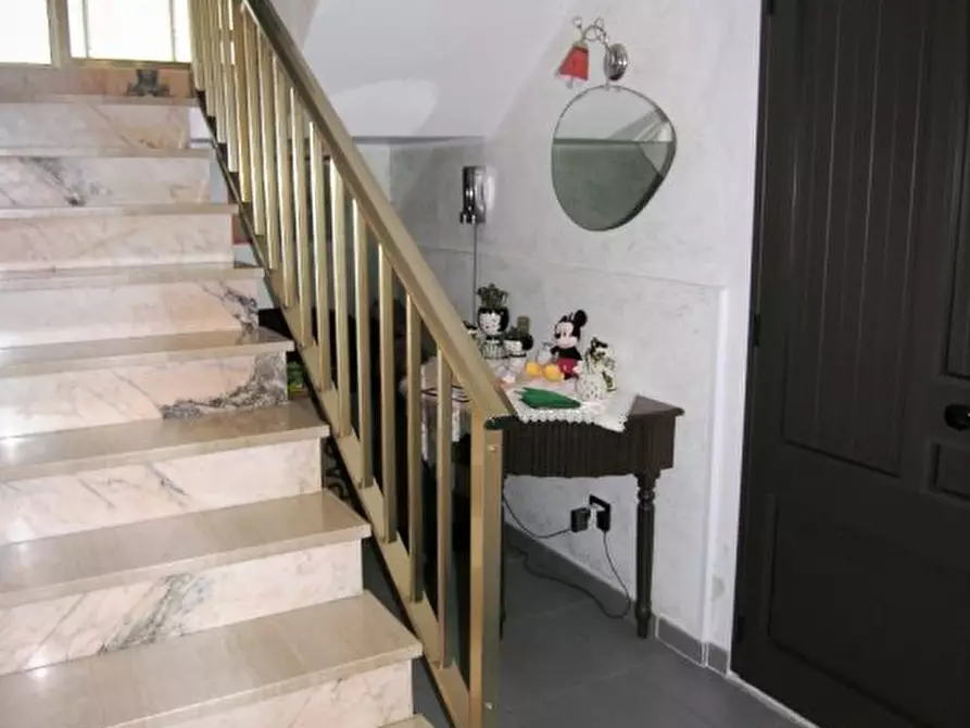 Immagine 2 di Casa indipendente in vendita  a Pachino