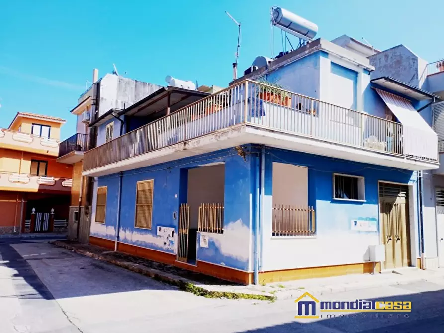 Immagine 1 di Casa indipendente in vendita  a Pachino