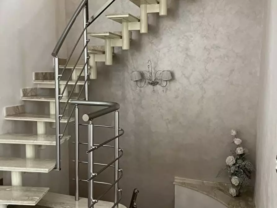 Immagine 9 di Casa indipendente in vendita  a Pachino