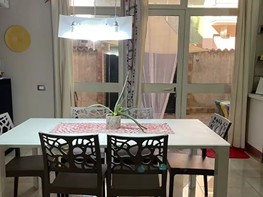 Immagine 10 di Casa indipendente in vendita  a Pachino