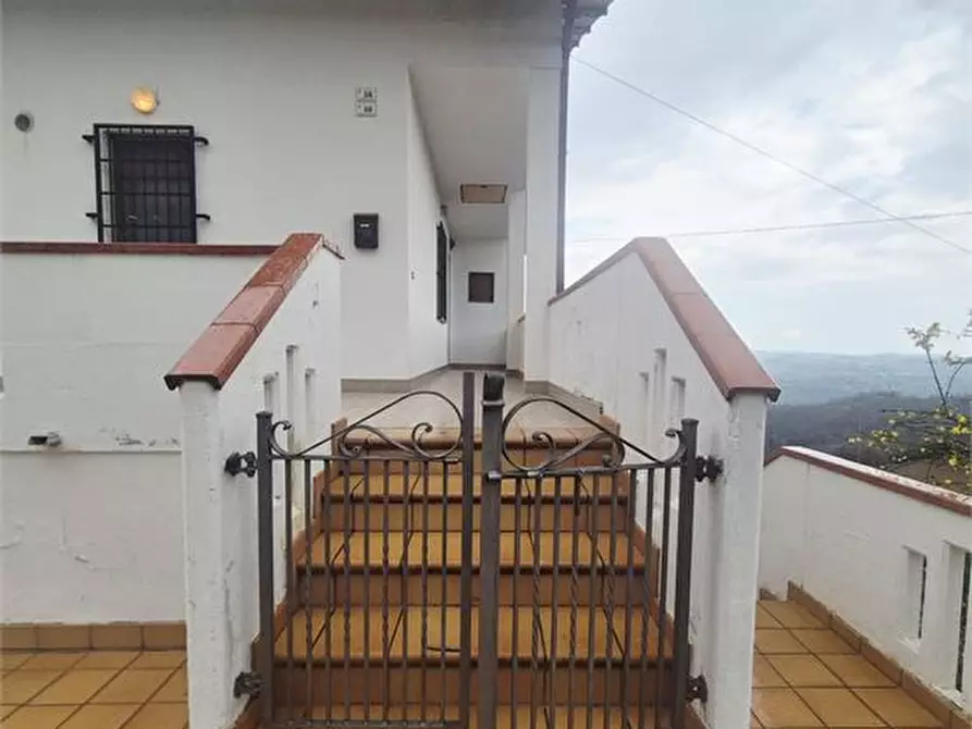 Immagine 10 di Villa in vendita  58 a Castiglione Messer Raimondo