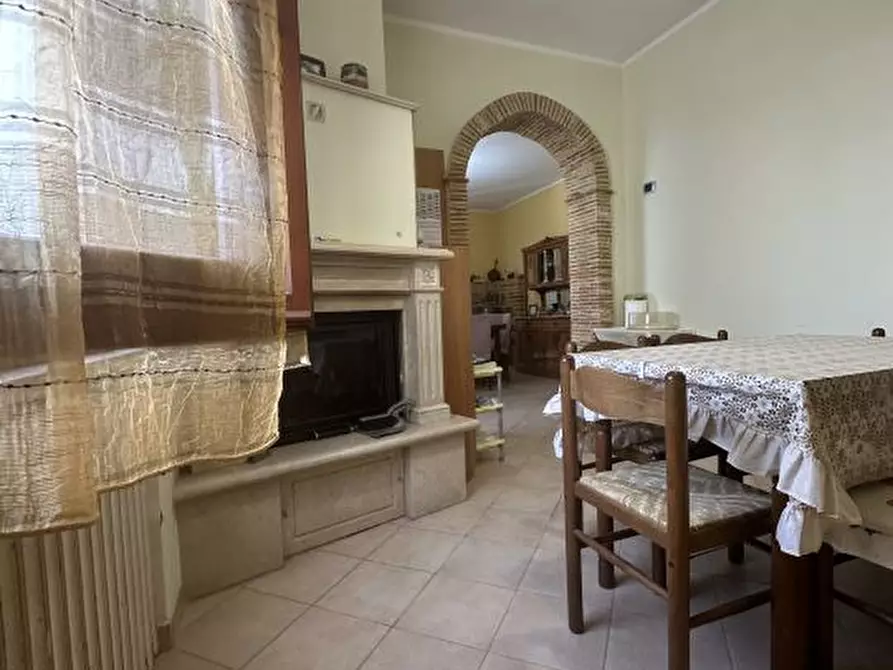 Immagine 10 di Villa in vendita  17 a Campli