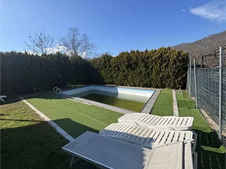 Immagine 7 di Villa in vendita  a Colledara