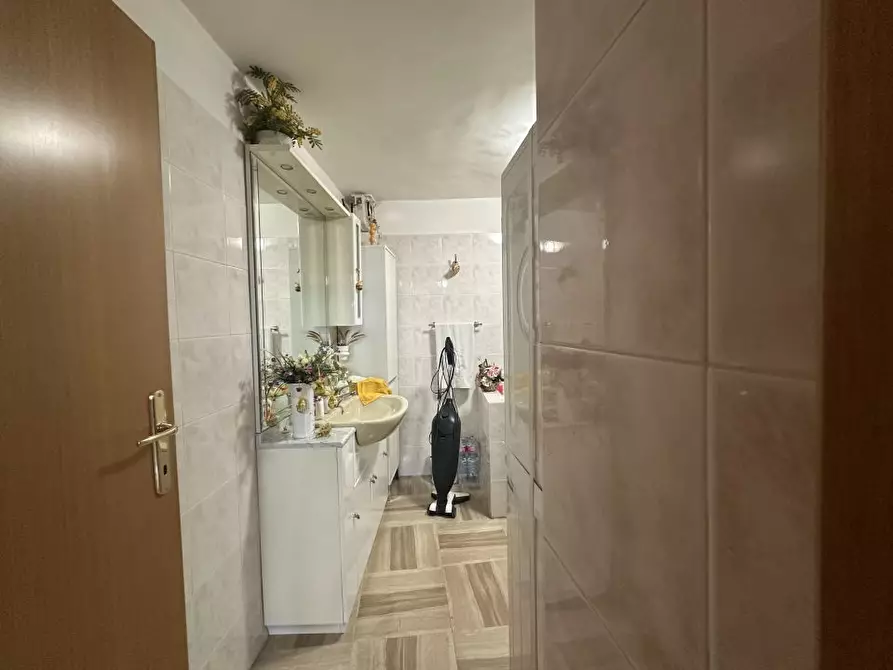 Immagine 9 di Villa in vendita  31 a Teramo