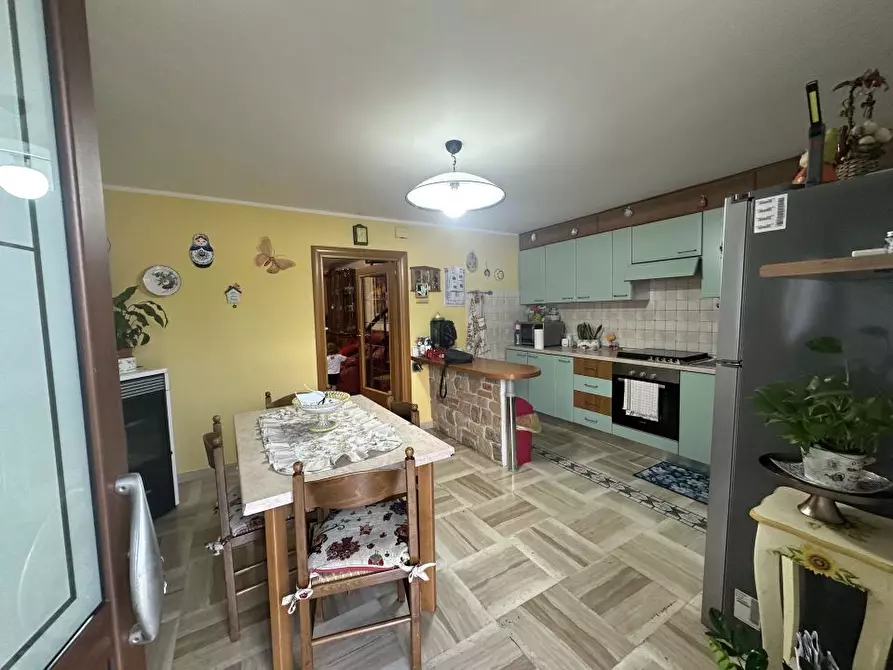 Immagine 5 di Villa in vendita  31 a Teramo