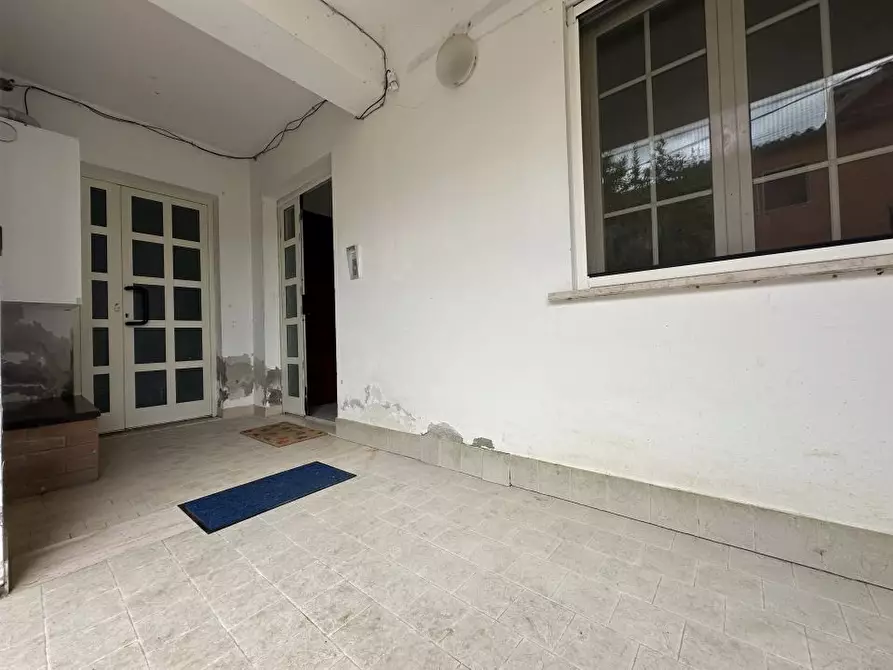 Immagine 7 di Villa in vendita  snc a Tossicia