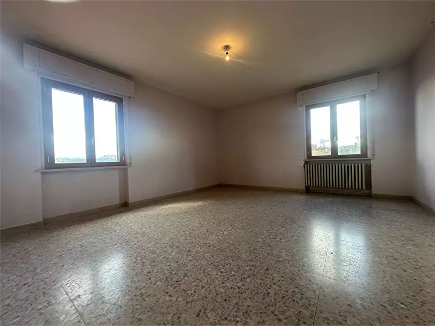 Immagine 7 di Villa in vendita  17 a Basciano