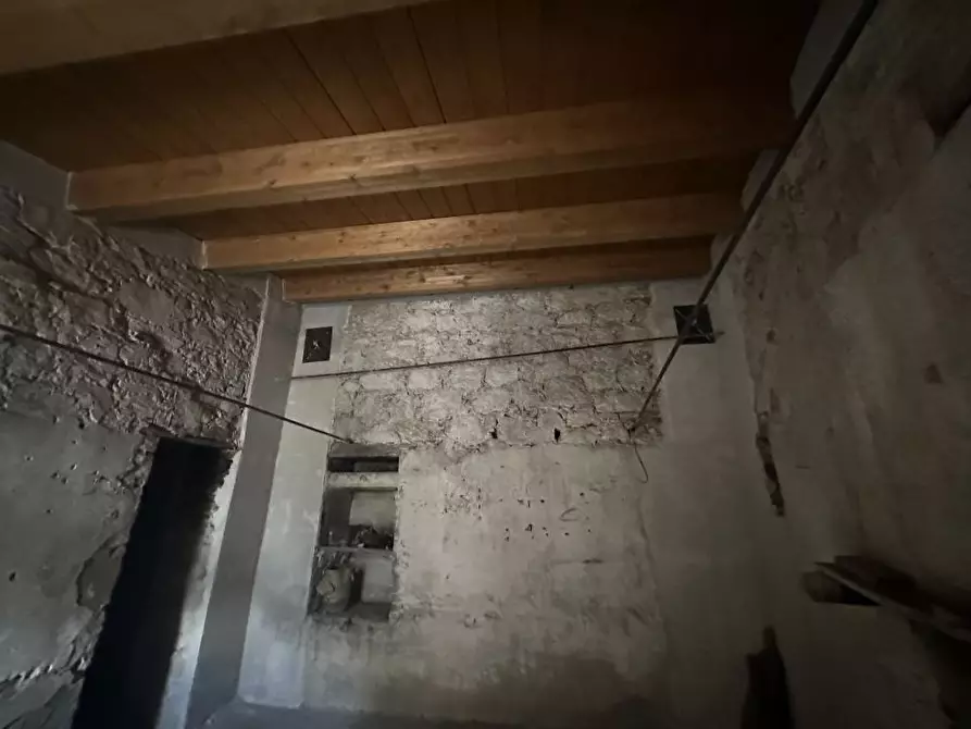 Immagine 10 di Villa in vendita  94 a Torricella Sicura