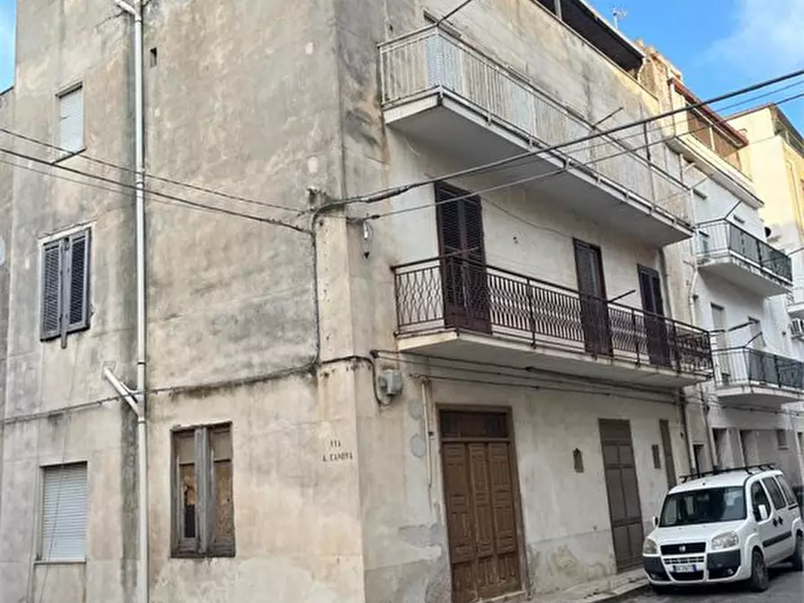 Immagine 1 di Villa in vendita  a Alcamo