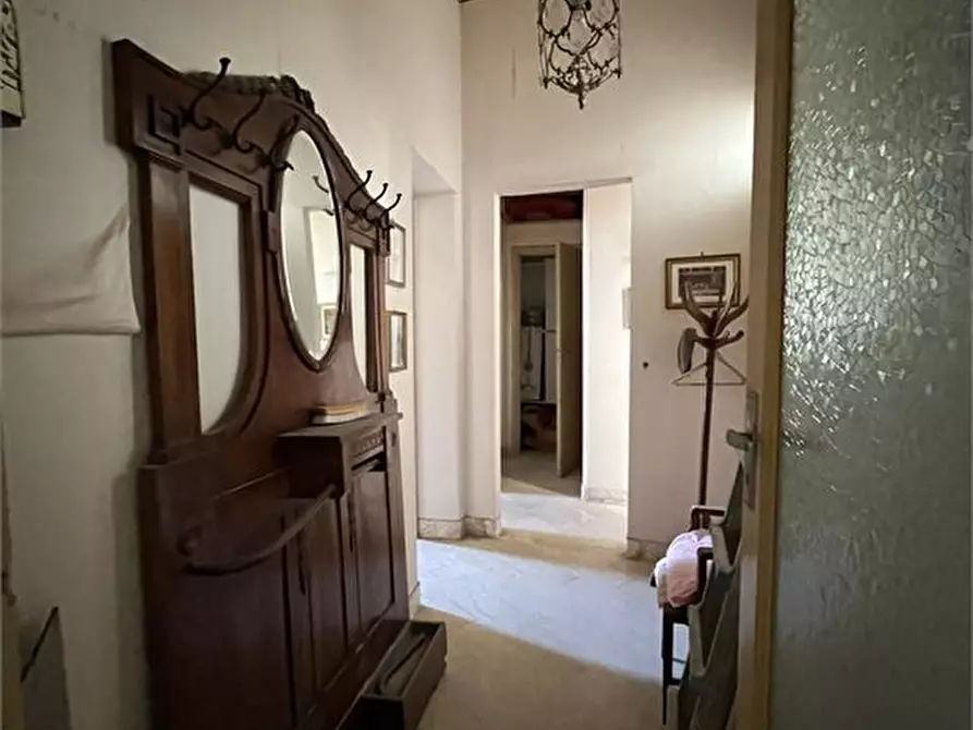 Immagine 10 di Villa in vendita  a Alcamo