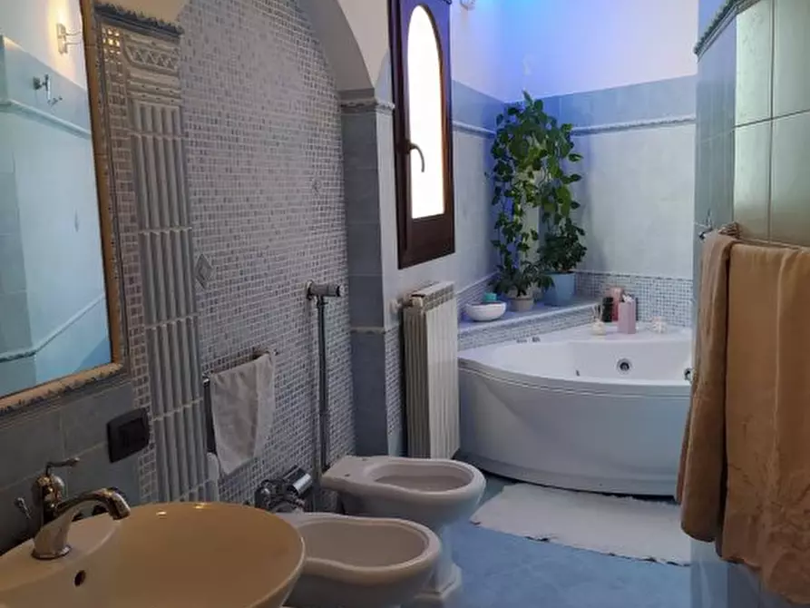 Immagine 10 di Villa in vendita  a Alcamo