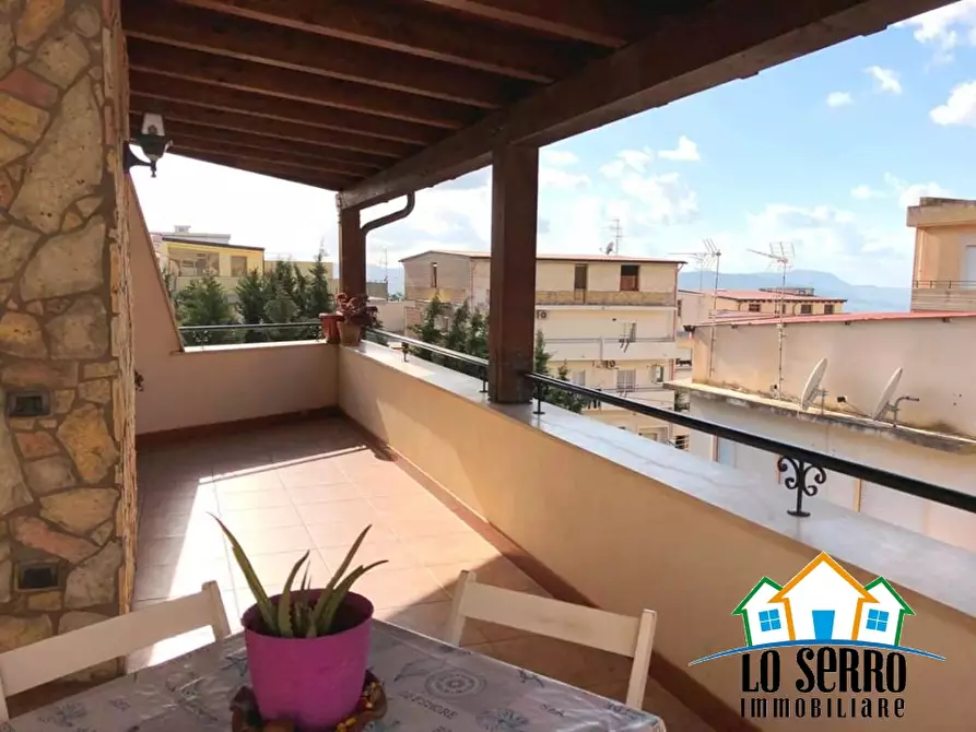 Immagine 1 di Villa in vendita  a Alcamo