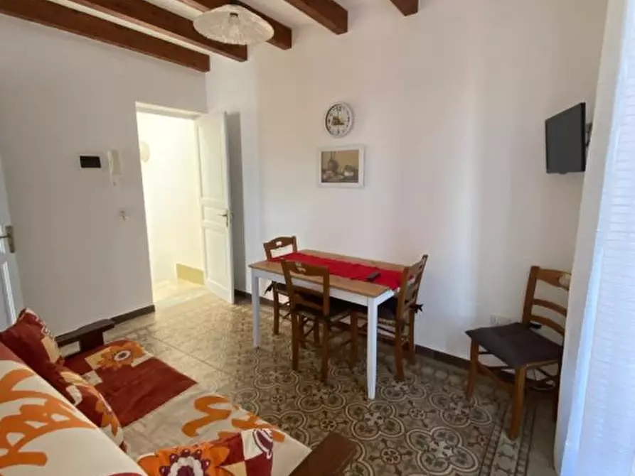 Immagine 4 di Casa indipendente in vendita  a Castellammare Del Golfo
