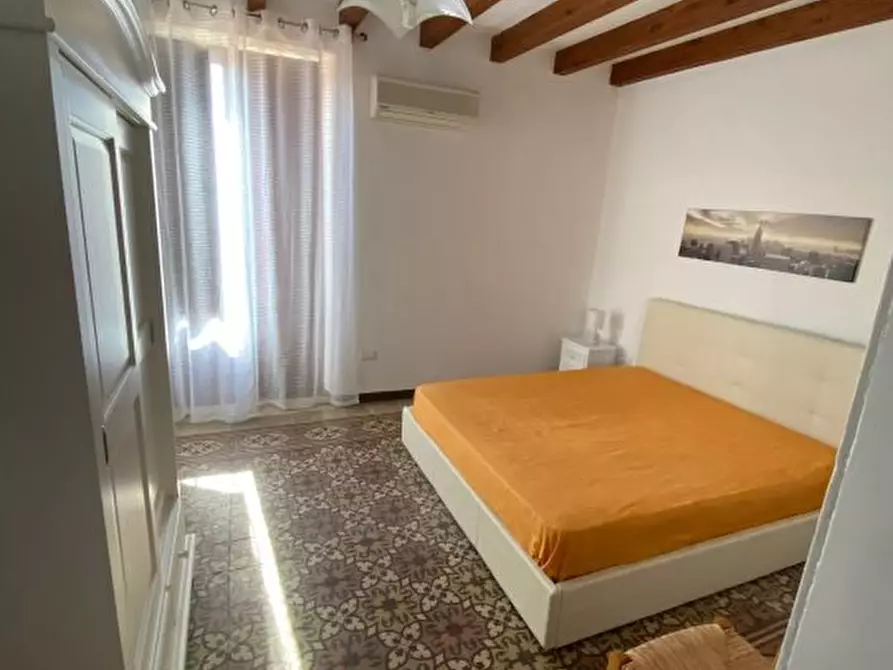 Immagine 1 di Casa indipendente in vendita  a Castellammare Del Golfo