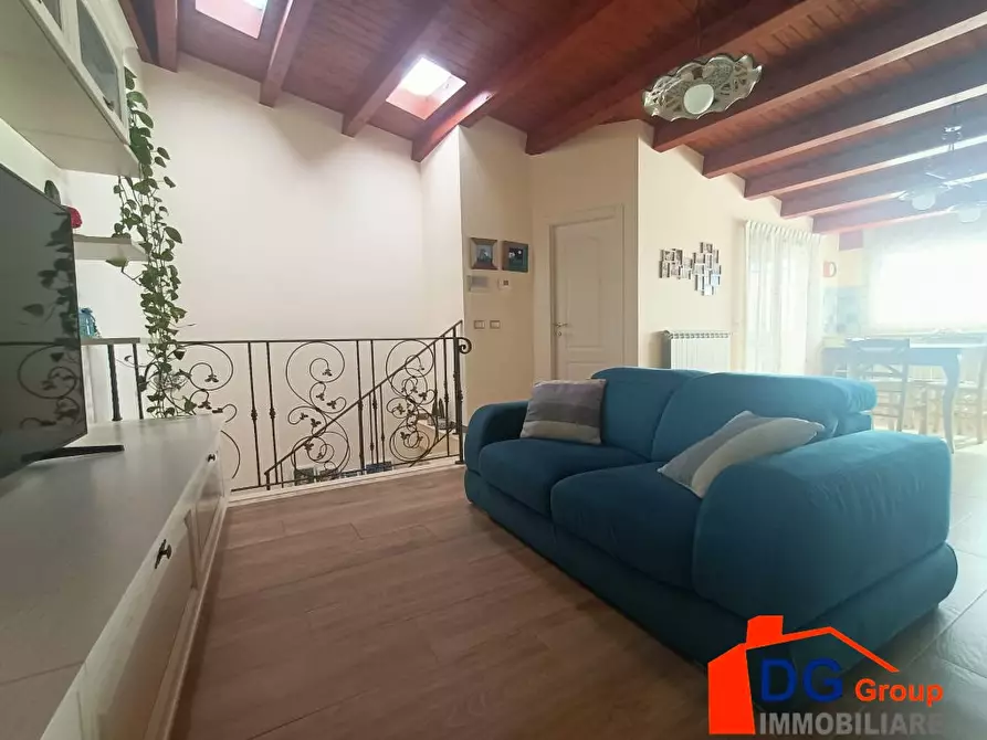 Immagine 2 di Casa indipendente in vendita  a Alcamo