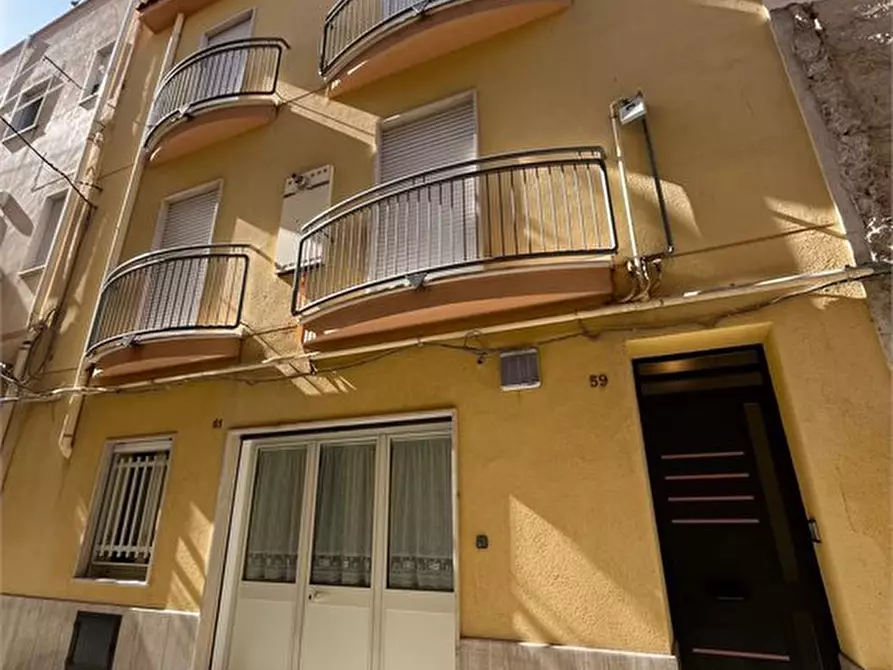 Immagine 1 di Villa in vendita  a Alcamo