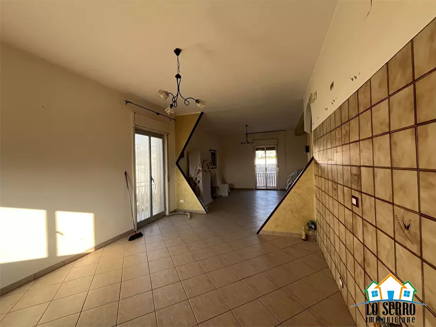 Immagine 1 di Appartamento in vendita  a Alcamo