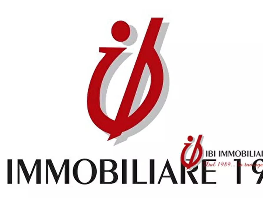 Immagine 9 di Villa in vendita  a Villafranca Di Verona