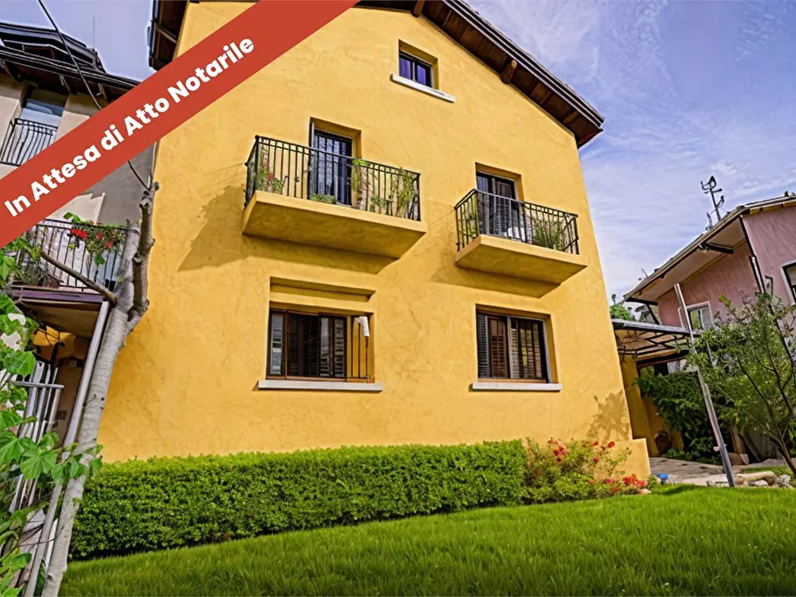 Immagine 1 di Casa indipendente in vendita  2 a Mandello Del Lario