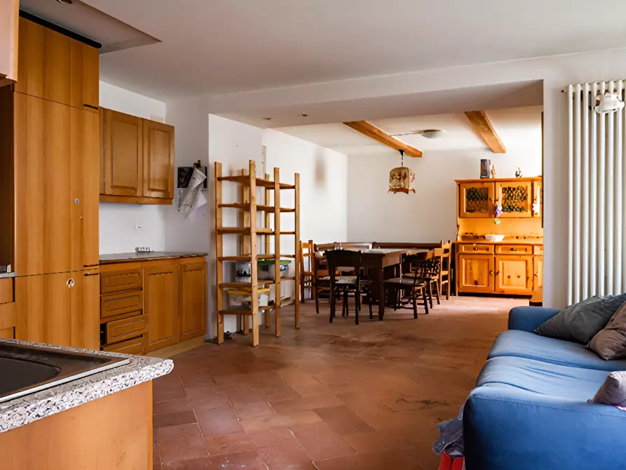 Immagine 4 di Casa indipendente in vendita  23 a Lierna