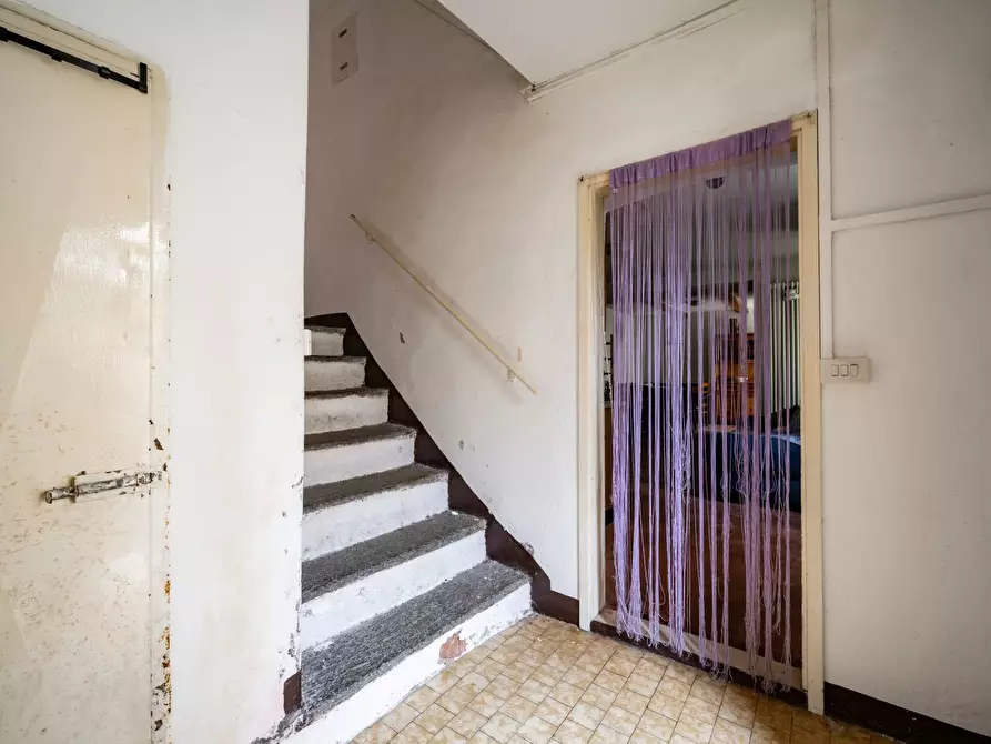 Immagine 8 di Casa indipendente in vendita  23 a Lierna